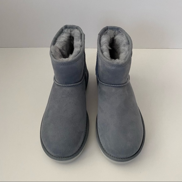 UGG Classic Mini Boots Ash Fog 6 New without Box - Picture 10 of 14